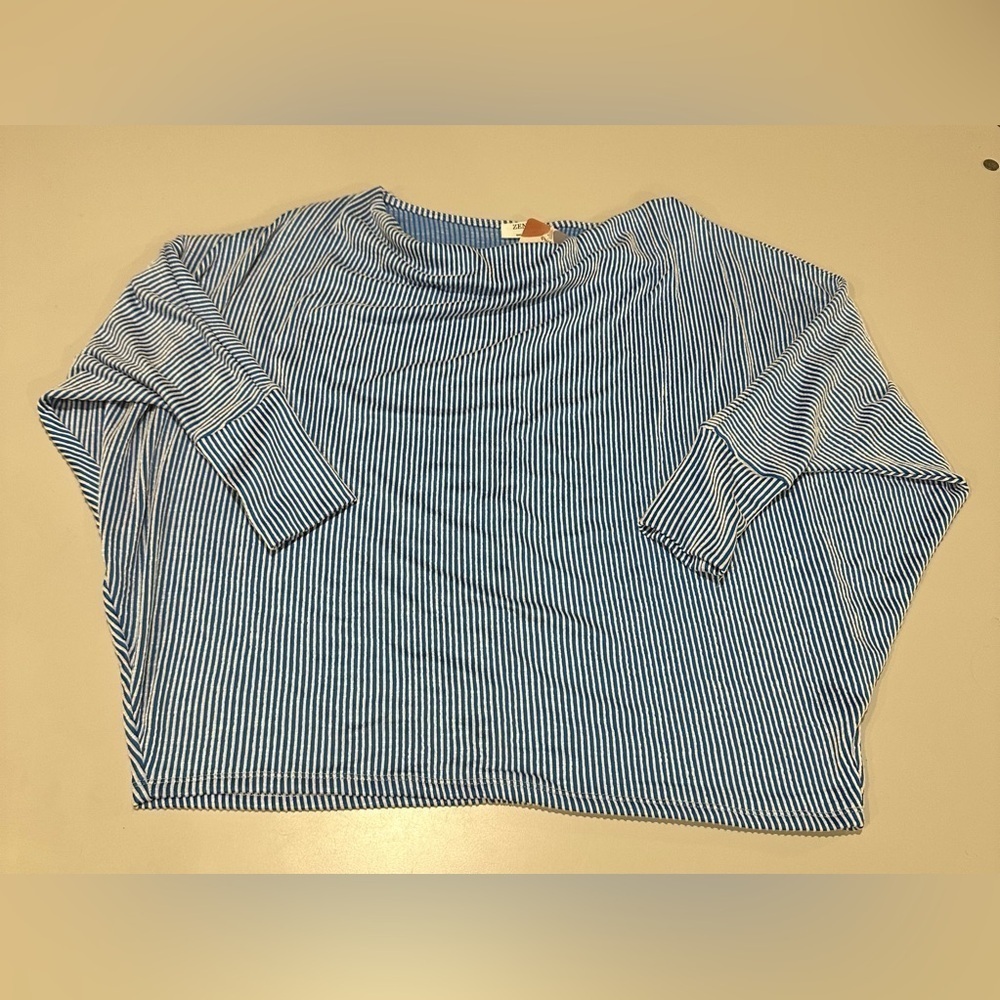 Zenana Blue Striped Batwing Sleeve Women's Top Size Medium
